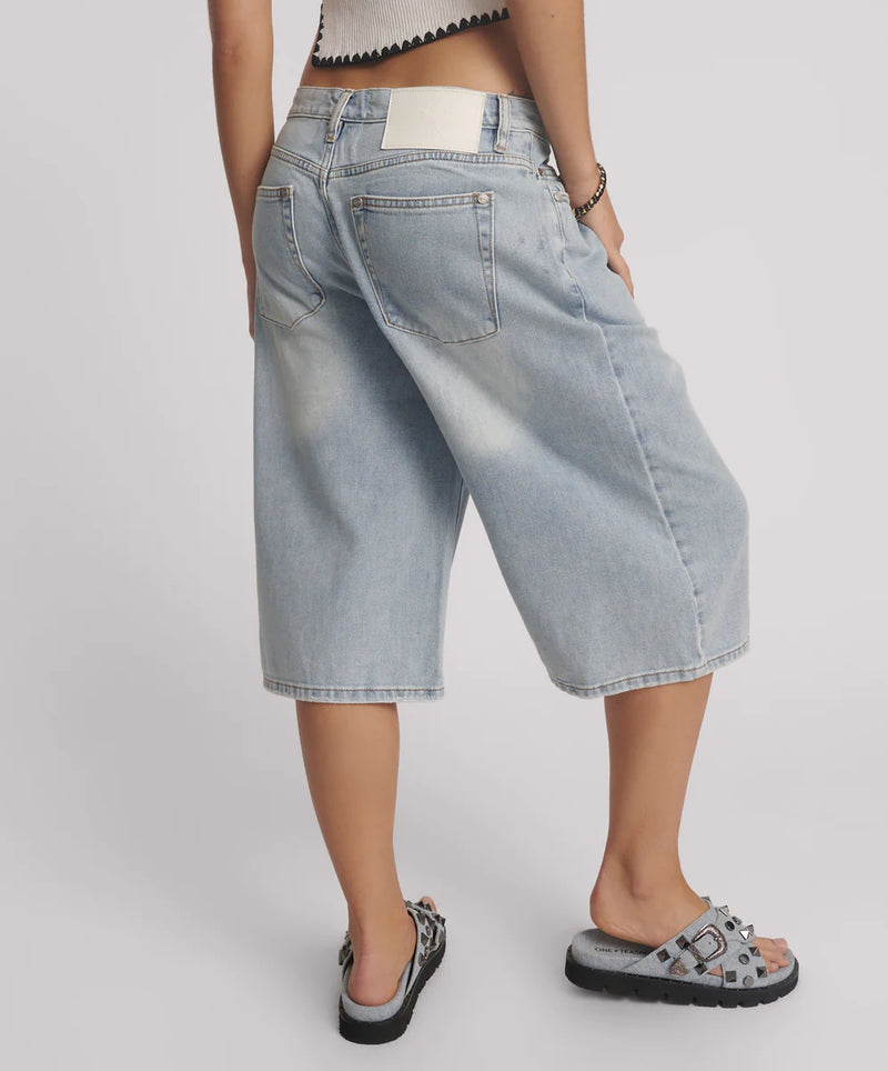 One Teaspoon - Beastie Low Waist Wide Leg Denim Shorts - Soft Blue