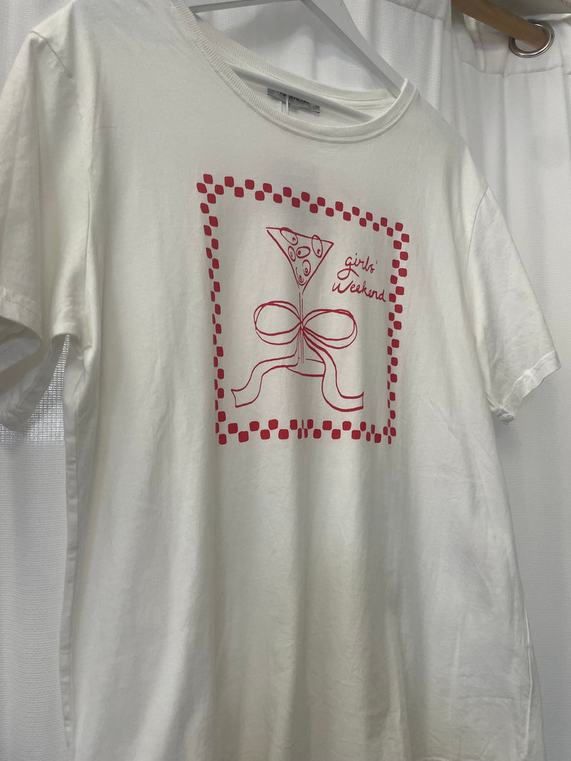 PAPER HEART Girl's Weekend Tee