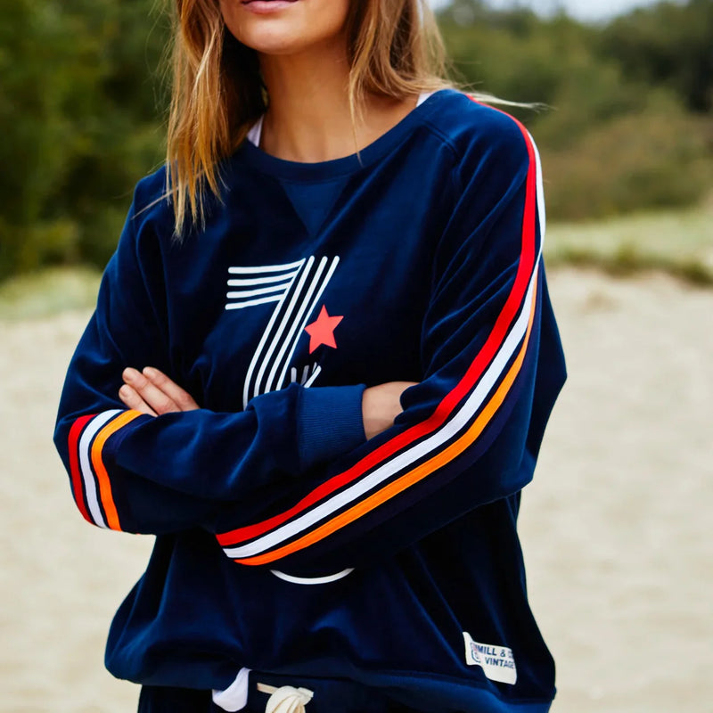 Hammill & Co - Retro 76 Velour Sweat - Navy